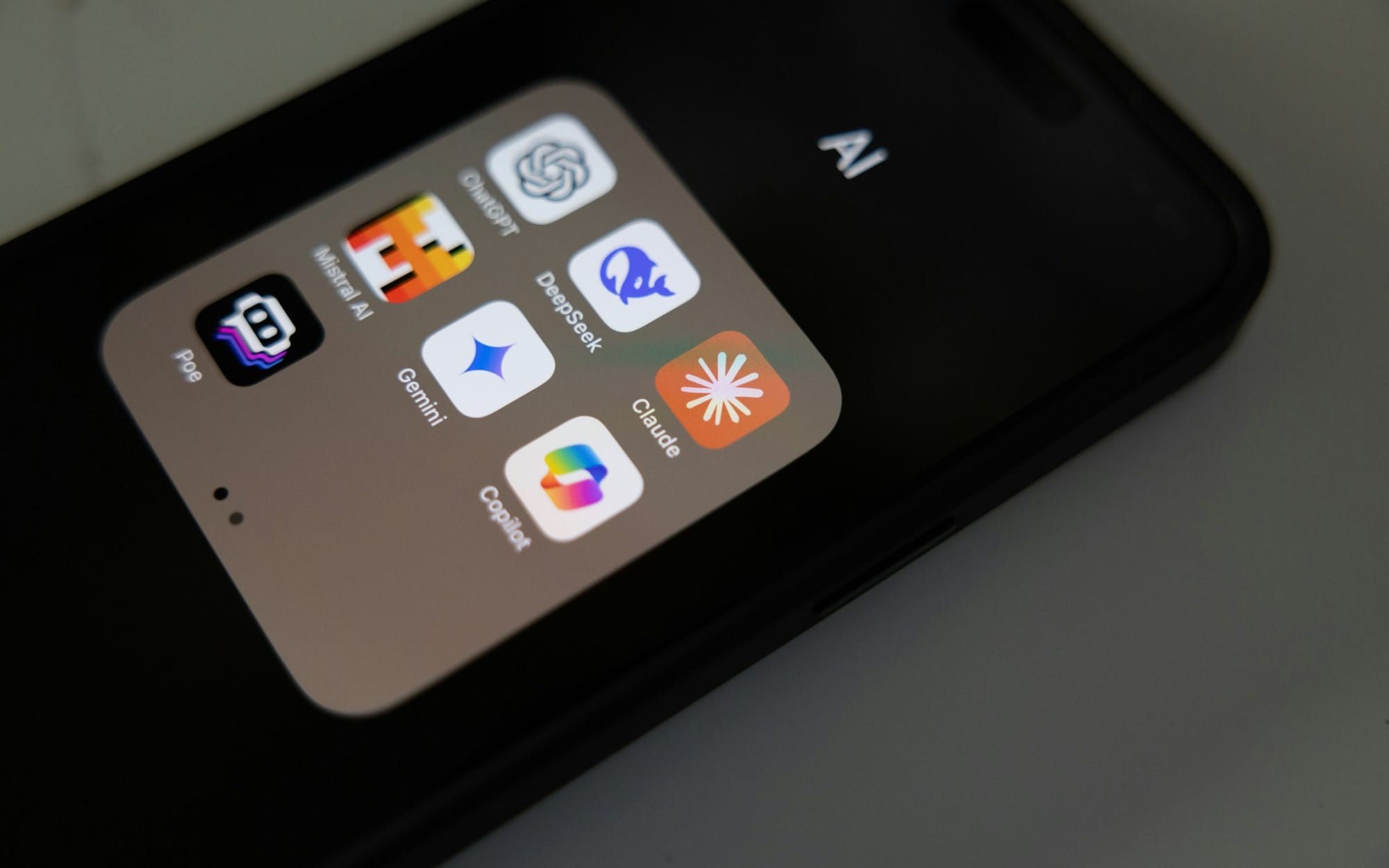 Mistral AI привлекает €1.7 млрд при участии ASML как ведущего инвестора